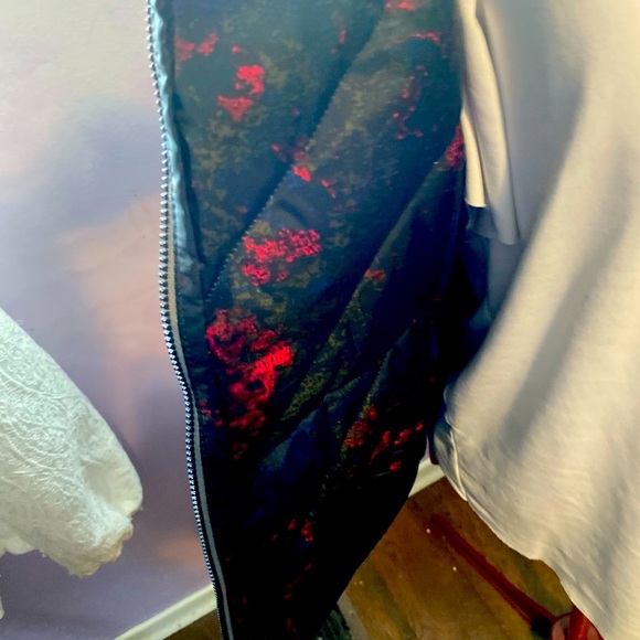 Lole Quilted-Zip Bomber Jacket - Picture 6 of 16